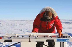 Scientists use ice coresamples to reconstruct climatic records