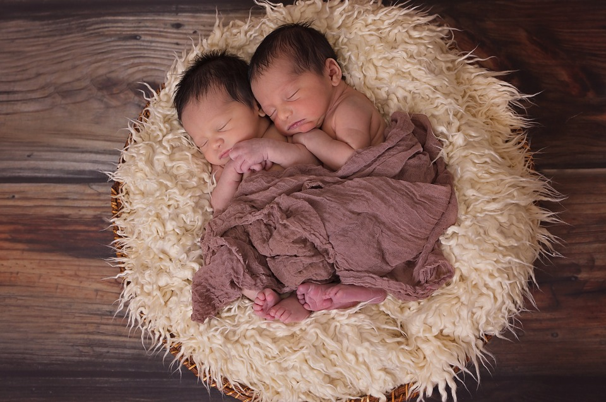 Twin babies sleeping