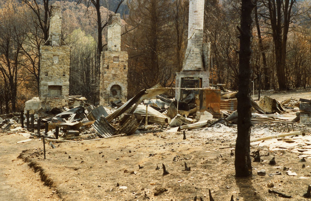 Completely destroyed building after the 1983 Ash Wednesday bushfire