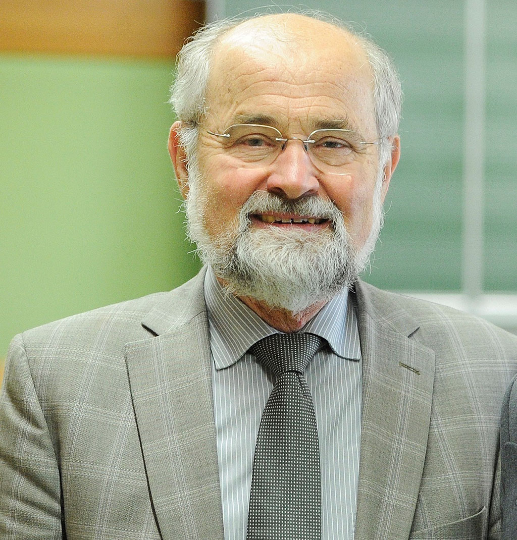 Portrait photograph of Professor Erwin Neher