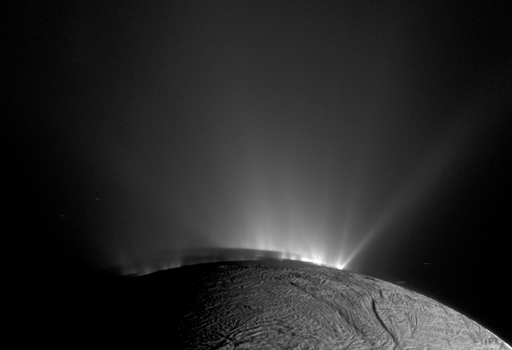 The geyser basin at the south pole of Enceladus