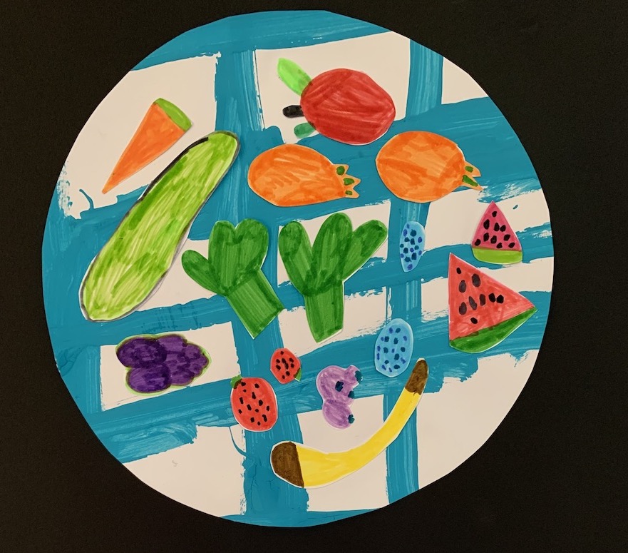 Name: Summer. Winner. Every day at school we eat healthy because fruit and vegetables make us grow. I eat bananas and healthy fruit because it is yummy.