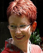 Dr Elizabeth Holliday