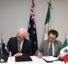 The MOU signed by Dr Jaime Urrutia Fucugauchi (President of the Mexican Academy of Sciences) on the right and witnessed by His Excellency Mr Tim George (Australian Ambassador to Mexico)