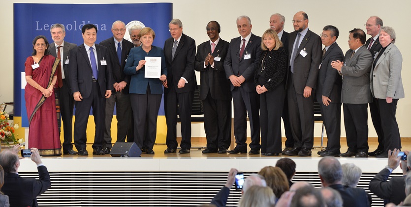 Angela Merkel with international leaders in science at S20 forum