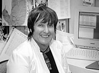 Dr Liz Dennis