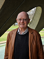Dr Oliver Mayo