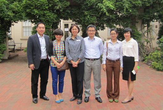 Vietnam Ministry delegation visit - 4 December 2013