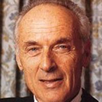Kenneth Myer