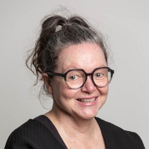 Professor Fiona Russell